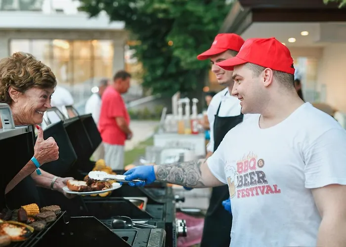 فندق Grifid Metropol (adults Only) 4*