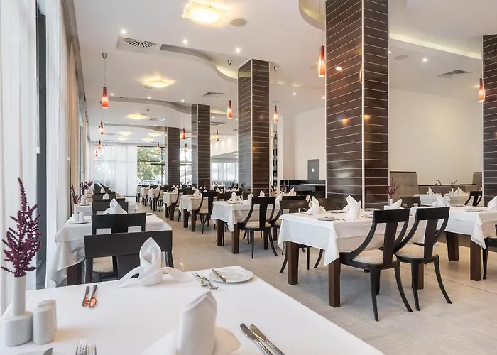 Grifid Metropol (adults Only) מלון 4*