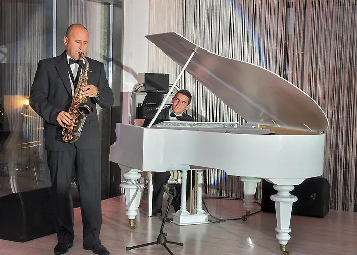 Grifid Metropol (adults Only) מלון גולדן סנדס