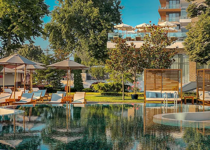 מלון Grifid Metropol (adults Only)